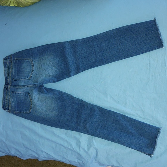Generra Jeans (Size 3) Crop -  Inseam 26 1/2" - Picture 8 of 8